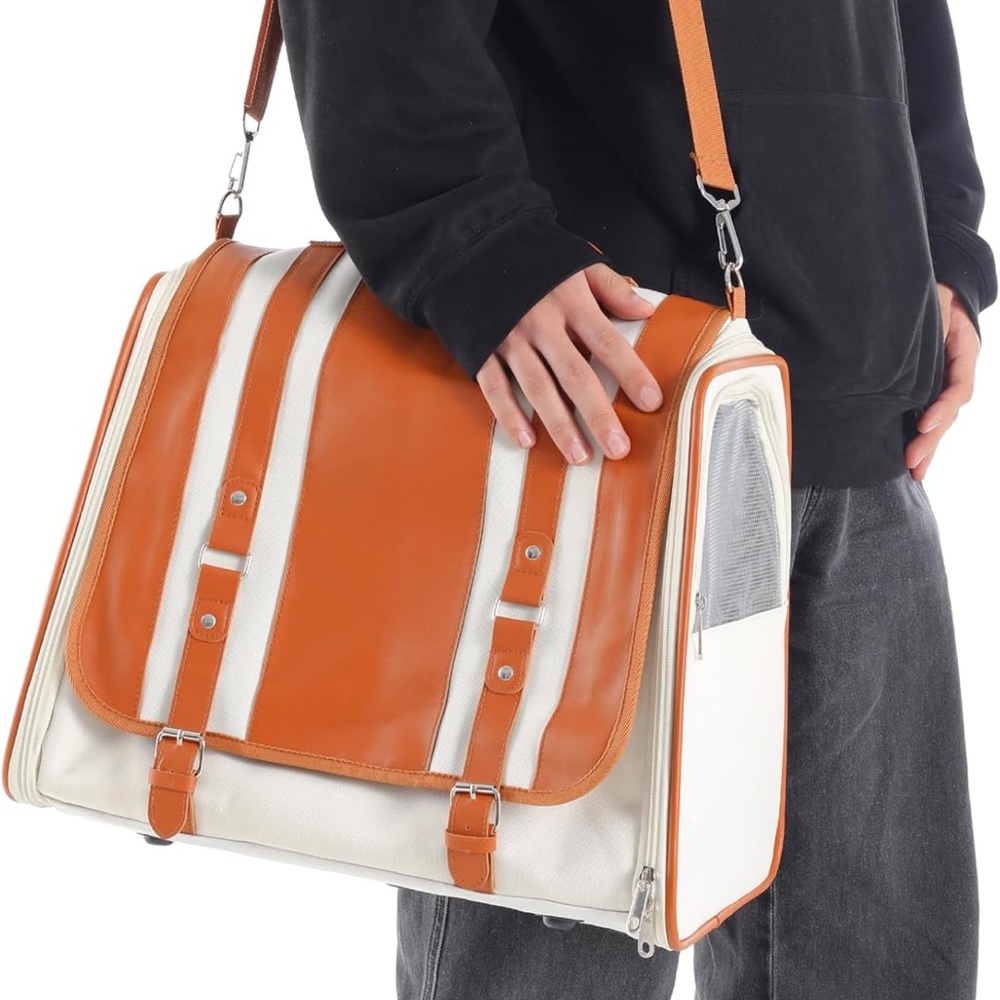 Faux leather soft sided retro style pet/cat carrier NWT. For cats up to 22 lbs - Picture 3 of 10